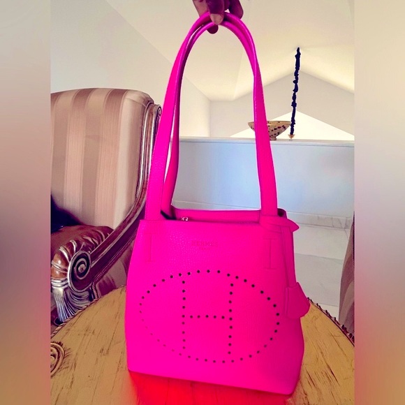 NWT Zara designed pink shoes with ankle strap with matching handbag . - Picture 4 of 13